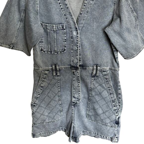 Driftwood NWOT Quilted Romper Belted Waist V Neck Denim Acid Wash Size Small - Picture 5 of 12